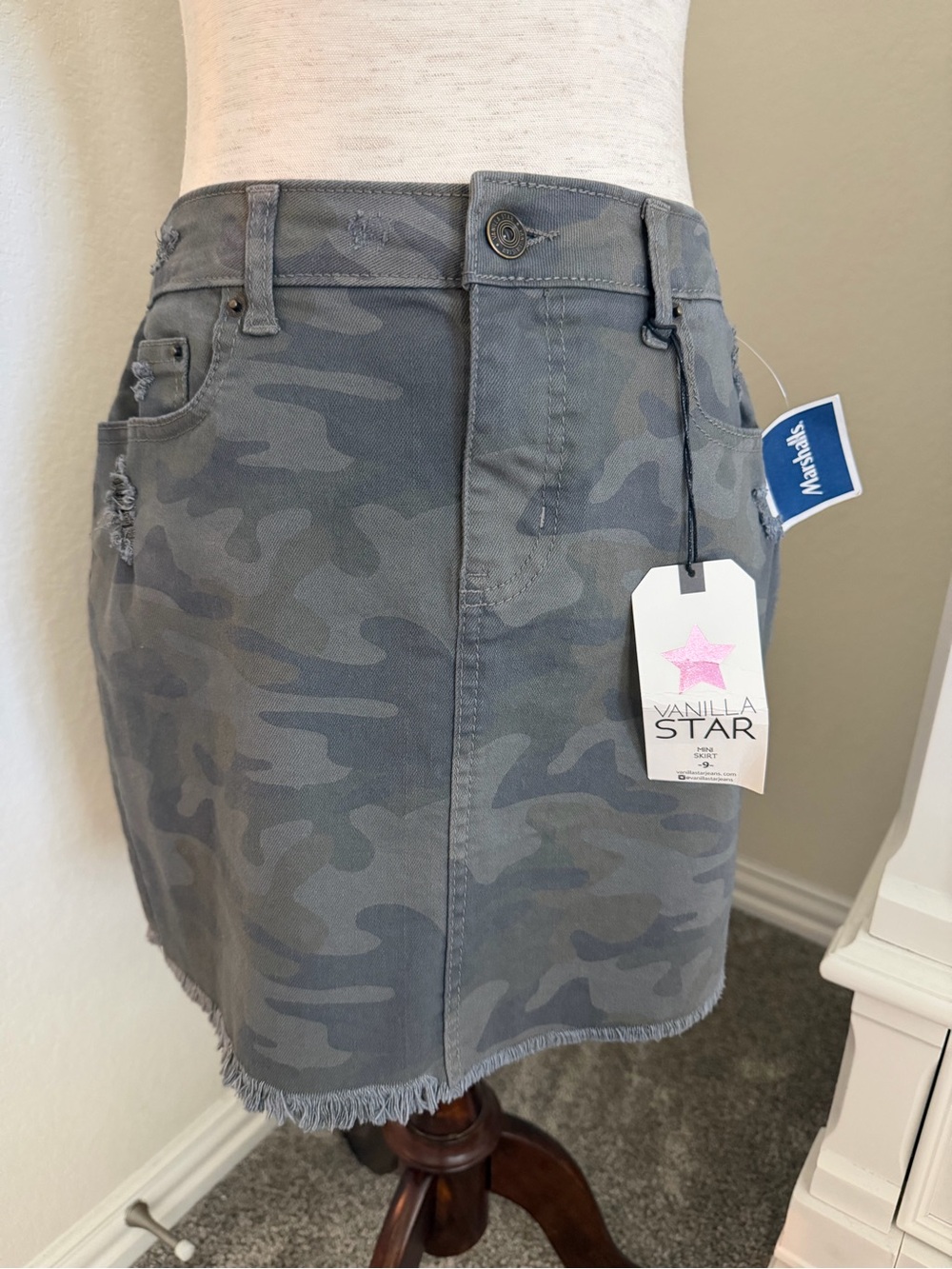 NWT Vanilla Star Camo Frayed Denim Mini Skirt